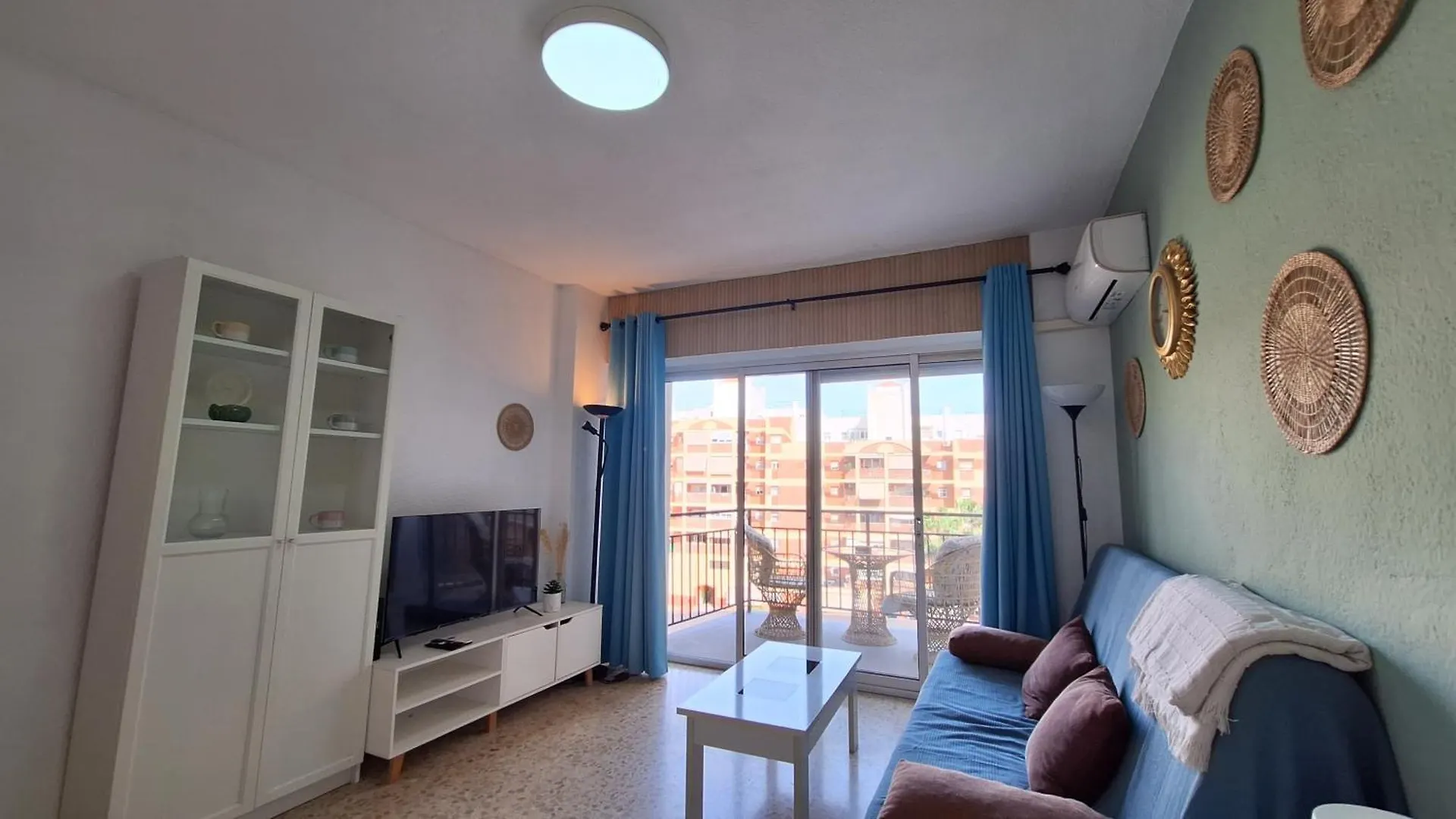 Cosy Studio In Torremolinos Apartment